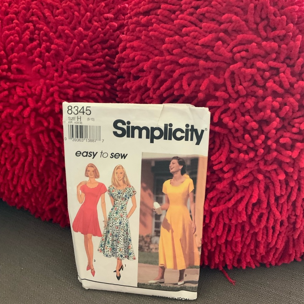 Vintage ladies dress pattern size H or 6-10